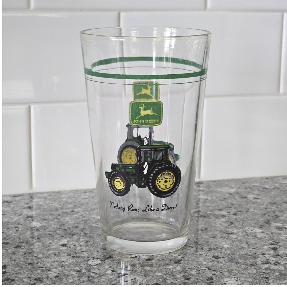 John Deere Tractor Pint Glass Clear Green Nothing Runs Like a Deere Tumbler 16oz